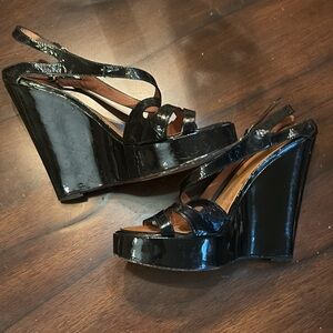Giuseppe Zanotti Double buckle cross over strap patent leather Wedge Heel Shoes